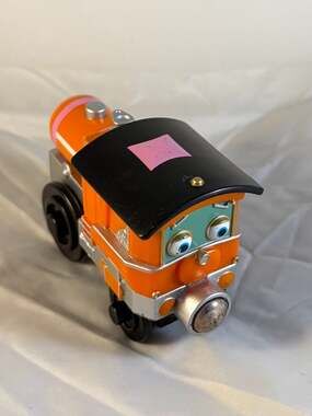 Chuggington Wooden Railway Piper Magnetic Train Engine Toy